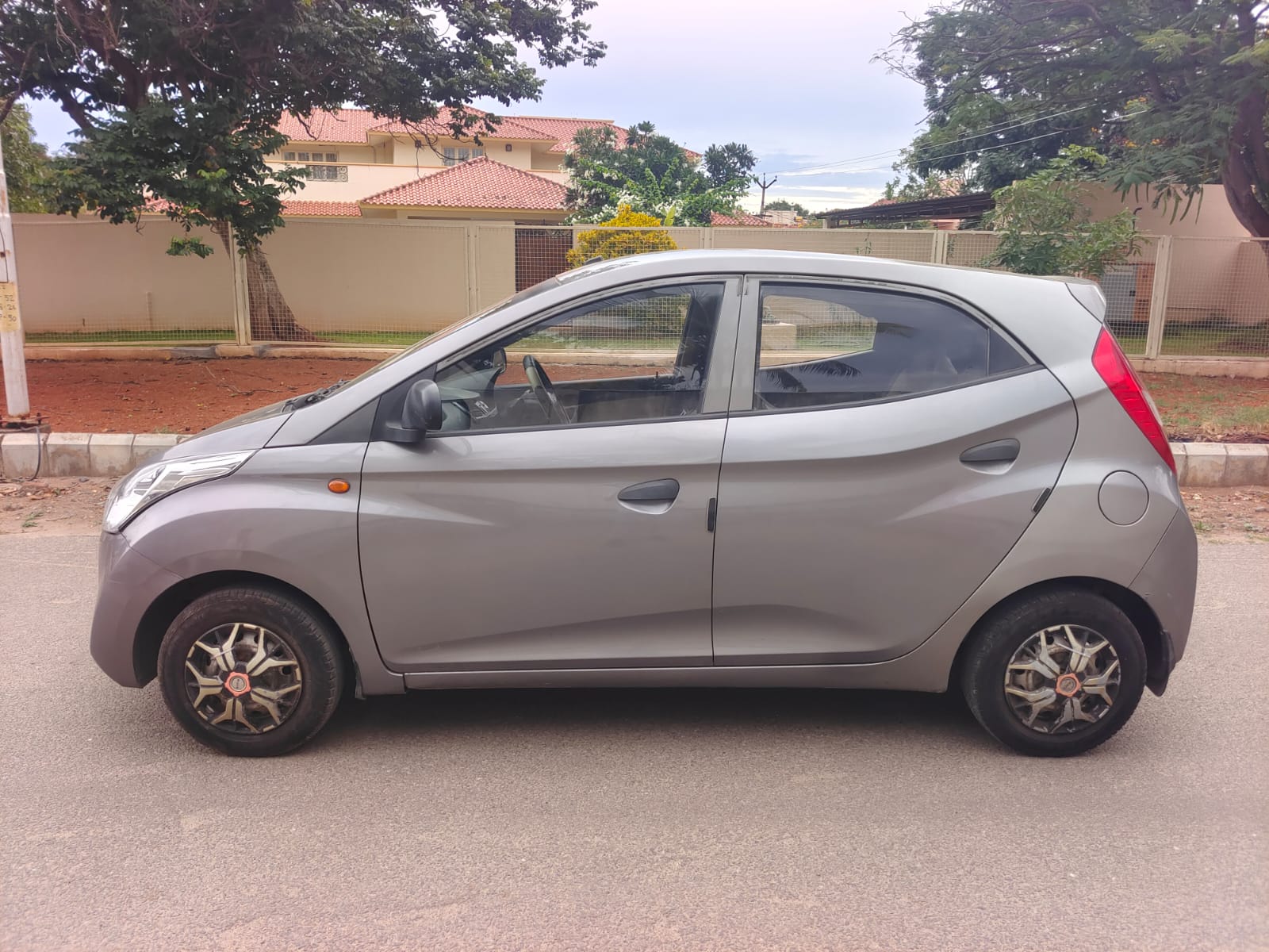 Hyundai Eon(2011-2019) D Lite